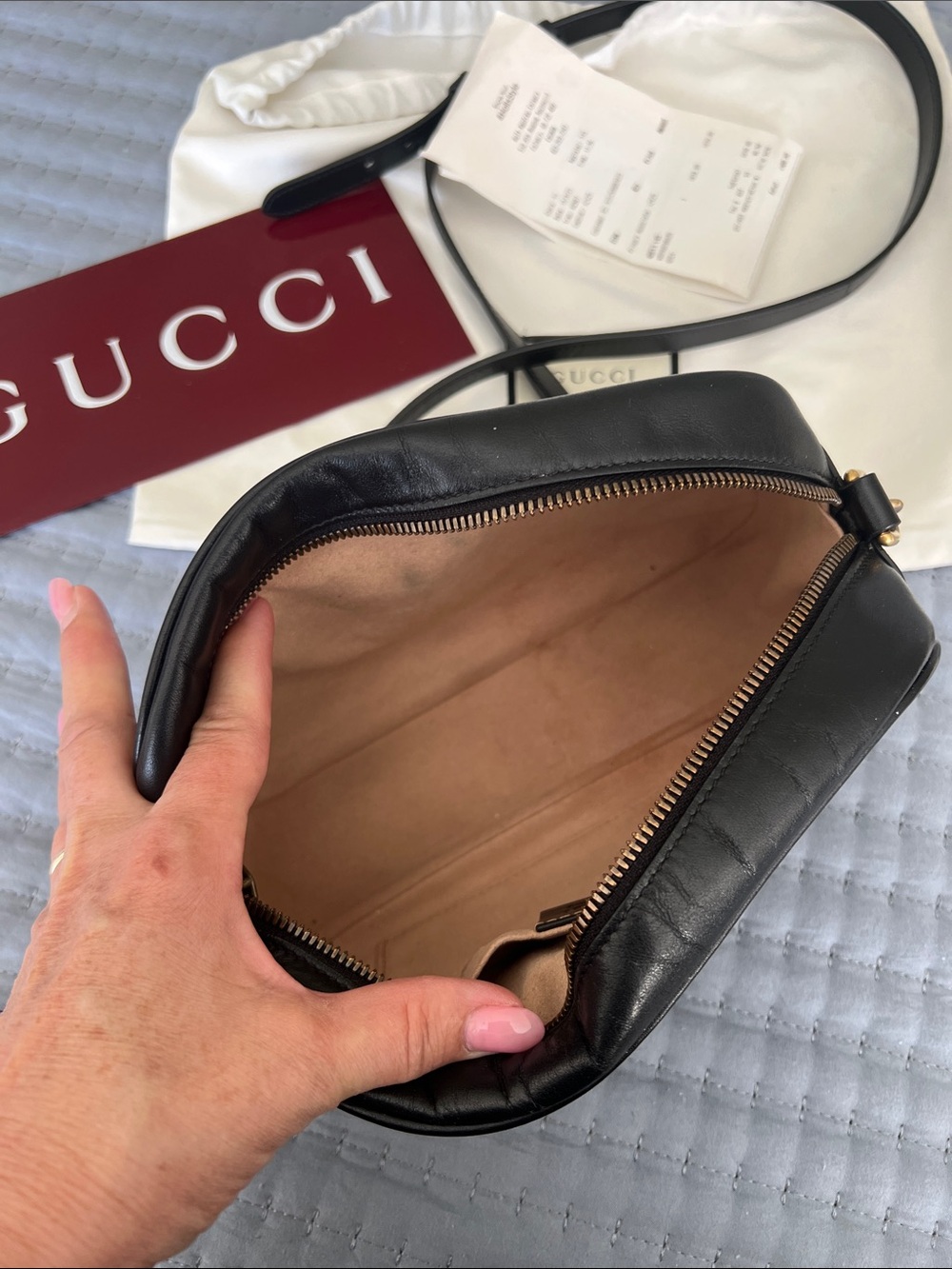 Gucci Marmont Camera Bag - Picture 7 of 10